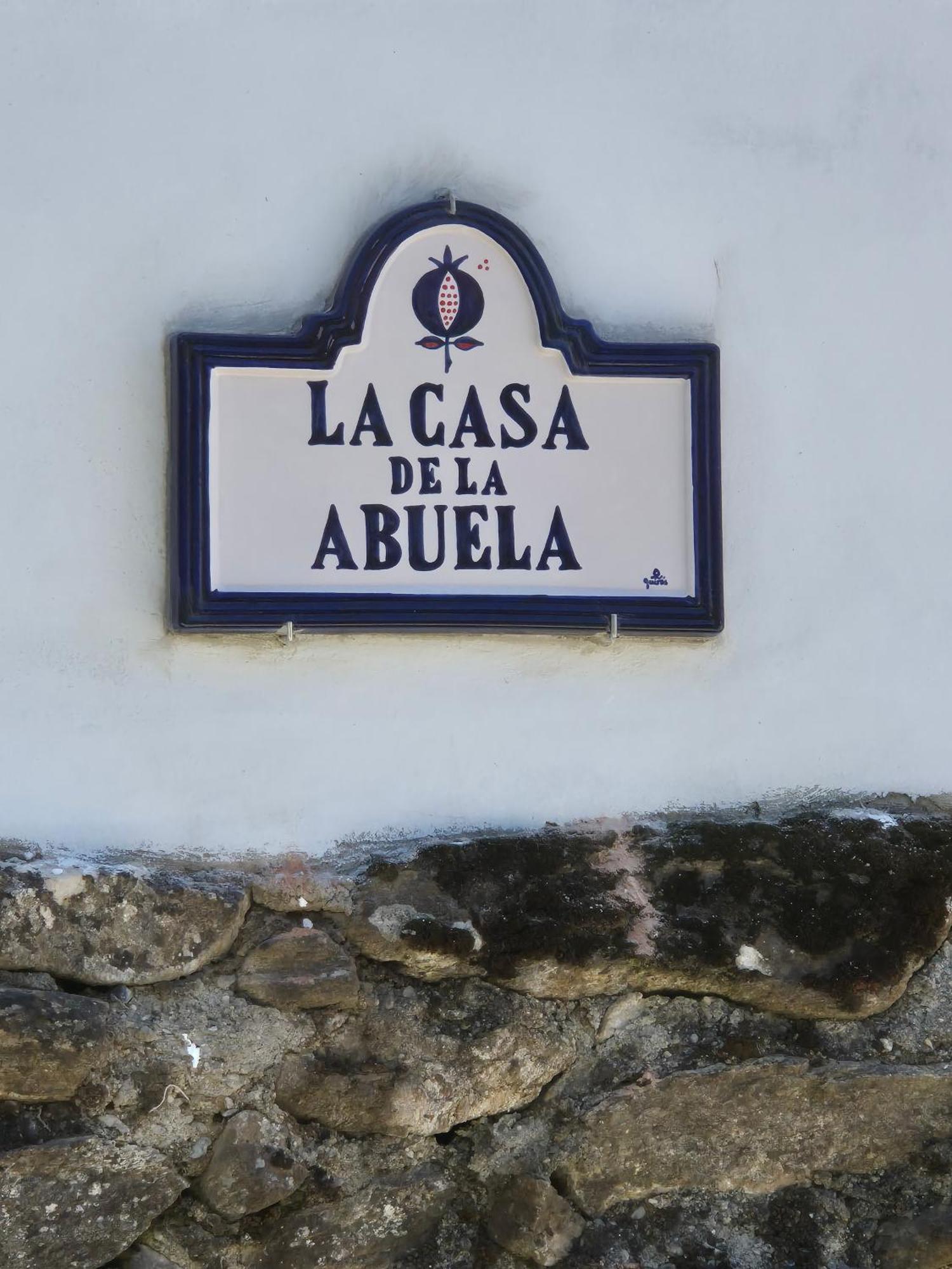 La Casa De La Abuela Apartment Pinos Genil Bagian luar foto