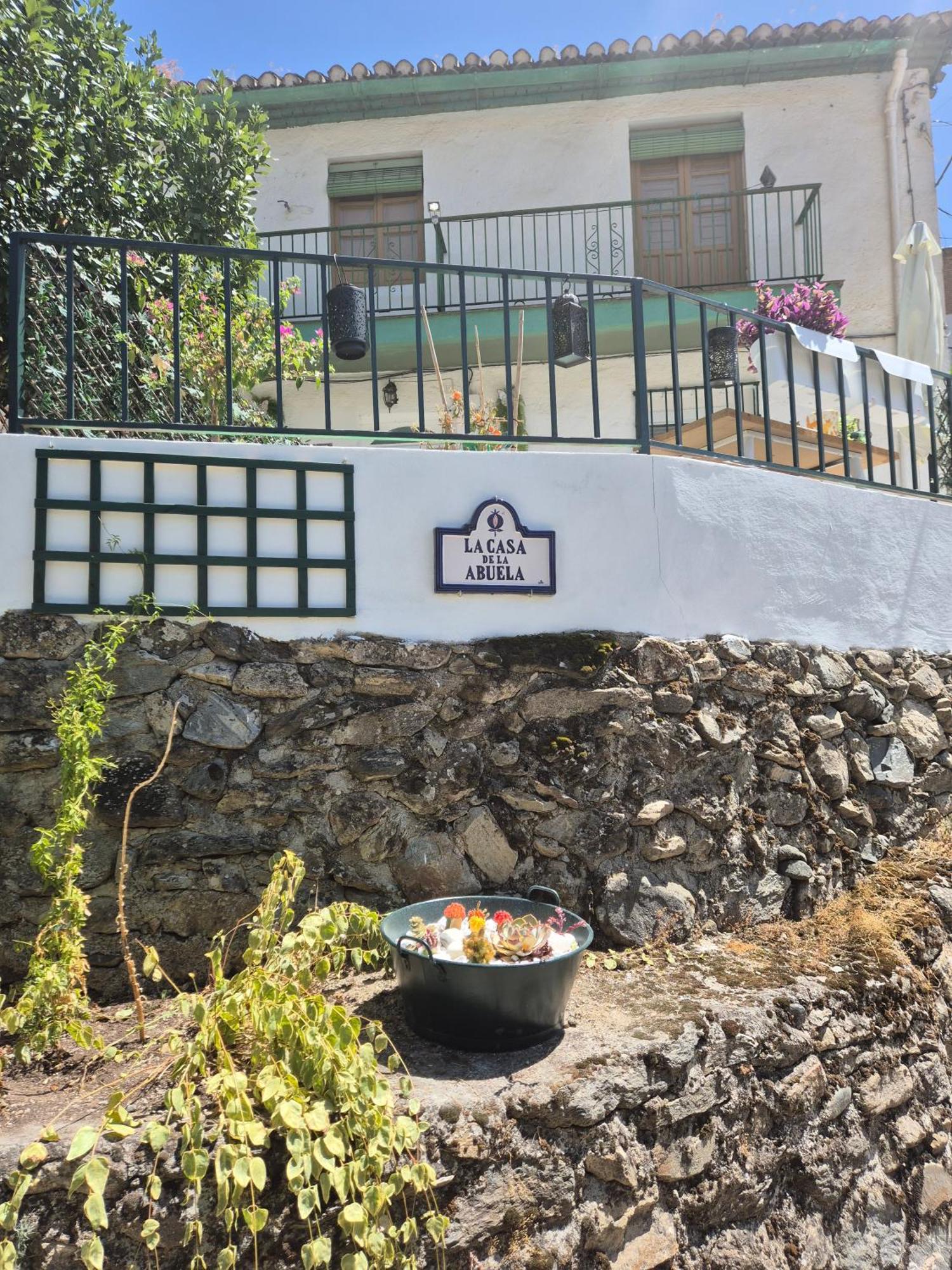 La Casa De La Abuela Apartment Pinos Genil Bagian luar foto